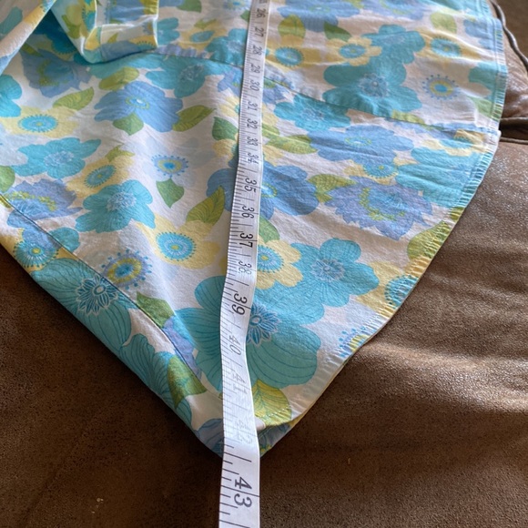 The CUTEST skirt you will own this spring! Size 8 cotton skirt. - Picture 6 of 6